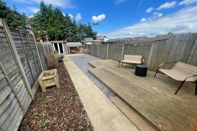 Felixstowe Road, Ipswich IP3 1 bed in a house share to rent - £595 pcm (£137 pw)