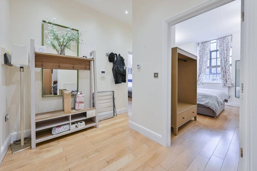 Shelton Street, Covent Garden... 2 bed flat to rent - £6,933 pcm (£1,600 pw)