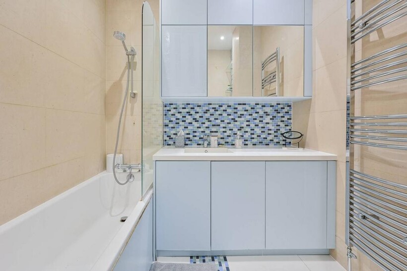 Shelton Street, Covent Garden... 2 bed flat to rent - £6,933 pcm (£1,600 pw)