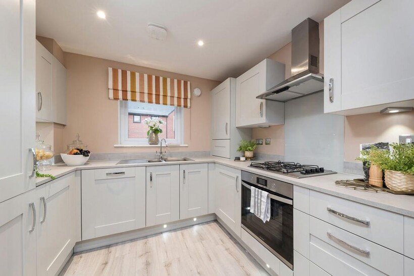 at Bishops Park II, Marsh Way... 3 bed house to rent - £925 pcm (£213 pw)