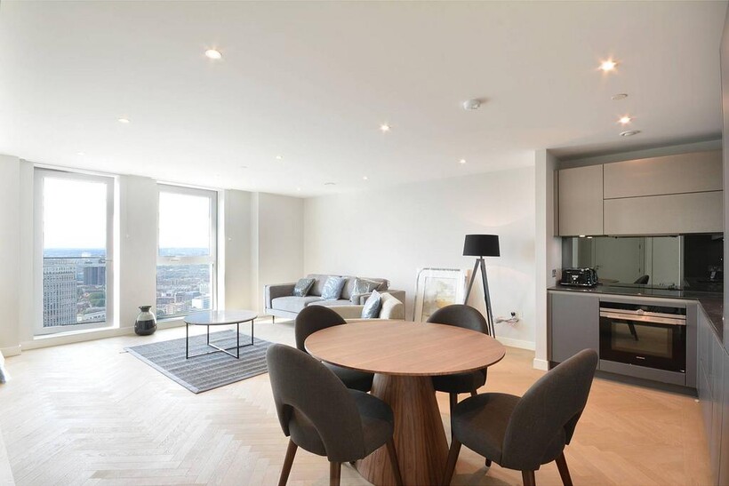 Southwark Bridge Road, Elephant and... 1 bed flat to rent - £4,200 pcm (£969 pw)
