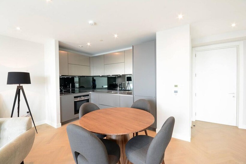 Southwark Bridge Road, Elephant and... 1 bed flat to rent - £4,200 pcm (£969 pw)
