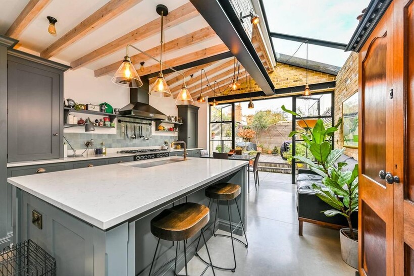 Highbury Hill, Highbury, London, N5 3 bed house to rent - £8,996 pcm (£2,076 pw)