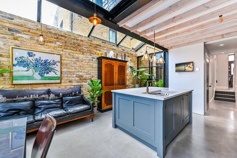 Highbury Hill, Highbury, London, N5 3 bed house to rent - £8,996 pcm (£2,076 pw)