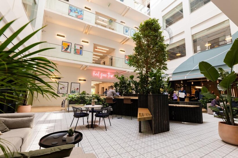 6 Brindley Place, Birmingham, West... Property to rent - £1,520 pcm (£351 pw)