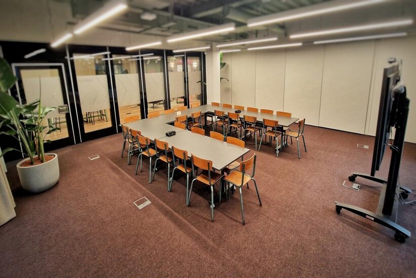 6 Brindley Place, Birmingham, West... Property to rent - £780 pcm (£180 pw)