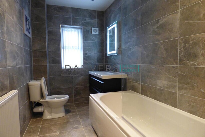 Westcotes Drive, Leicester LE3 4 bed detached house to rent - £2,340 pcm (£540 pw)