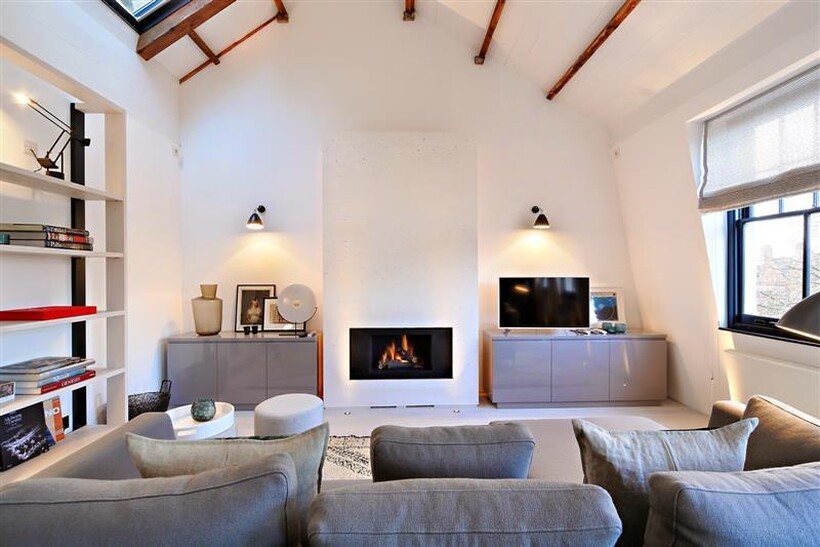 Cadogan Square, Knightsbridge... 2 bed flat to rent - £12,783 pcm (£2,950 pw)