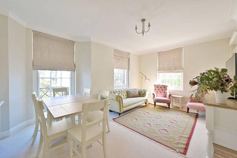Putney Hill, Putney, London, SW15 3 bed flat to rent - £4,000 pcm (£923 pw)
