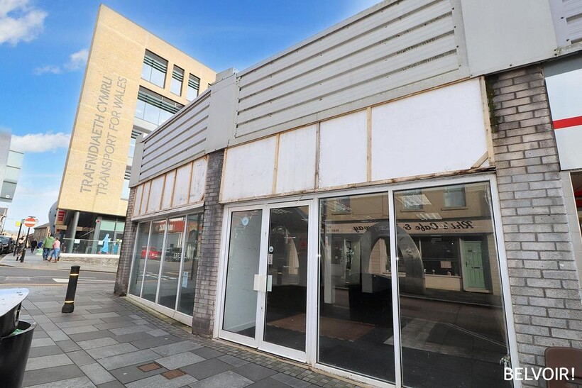 Taff Street, Pontypridd, CF37 Retail property (high street) to rent - £2,080 pcm (£480 pw)