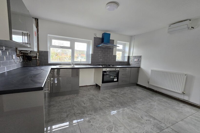 High Park Road, Halesowen, West... 3 bed semi-detached house to rent - £1,075 pcm (£248 pw)