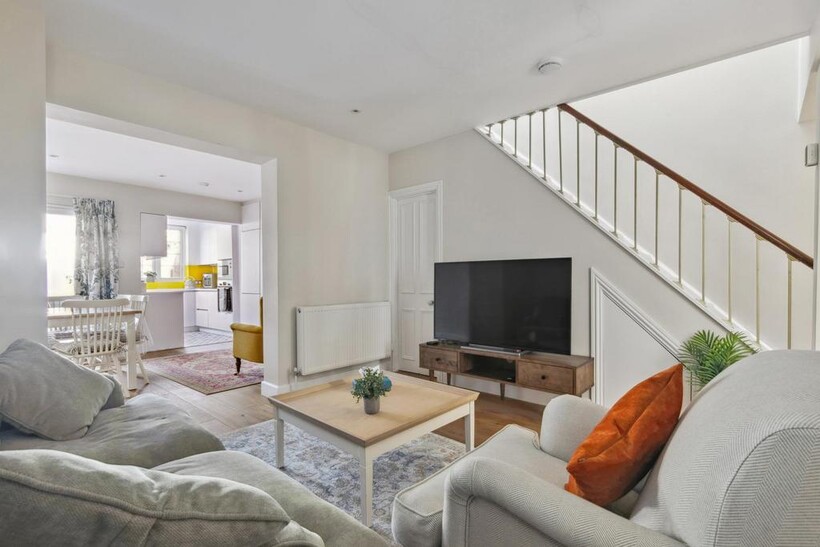 Roupell Street, London SE1 3 bed apartment to rent - £4,983 pcm (£1,150 pw)
