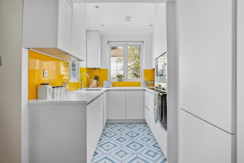 Roupell Street, London SE1 3 bed apartment to rent - £4,983 pcm (£1,150 pw)