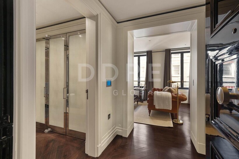Curzon Street, London, W1J 1 bed apartment to rent - £8,667 pcm (£2,000 pw)
