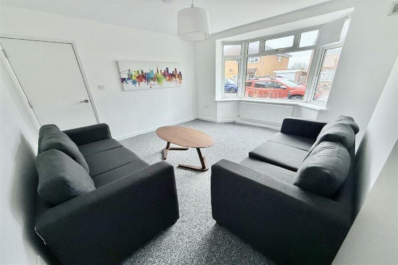 Bristol BS16 1 bed house to rent - £695 pcm (£160 pw)