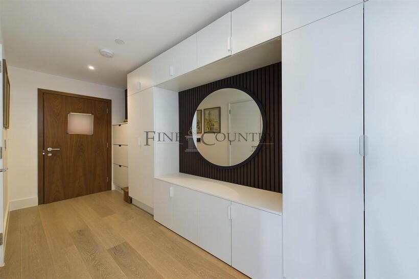 CAM04099 G0-PR0033-STILL004.jpg