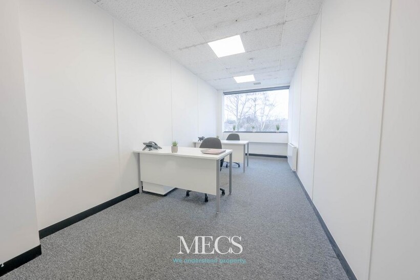 Trinity Point, New Road, Halesowen... Property to rent - £700 pcm (£162 pw)