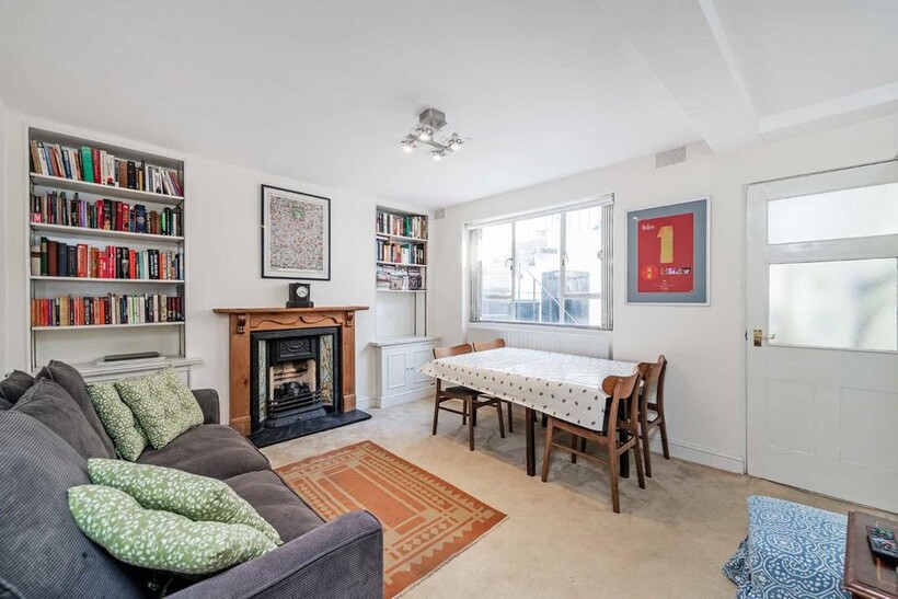 Westmoreland Terrace, London SW1V 1 bed flat to rent - £1,842 pcm (£425 pw)