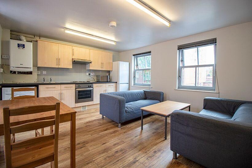226b North Sherwood Street... 4 bed flat to rent - £2,392 pcm (£552 pw)