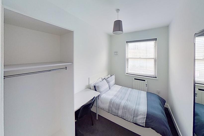 Flat 3, 247 Mansfield Road... 4 bed flat share to rent - £2,167 pcm (£500 pw)