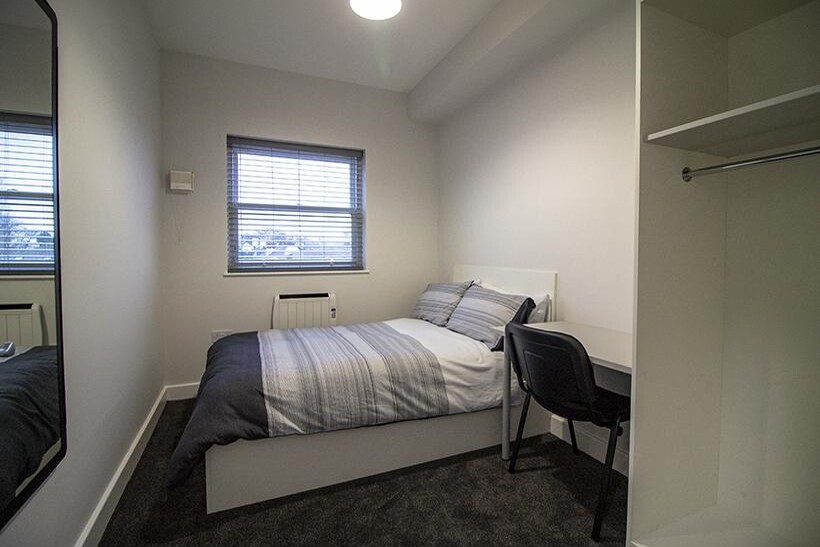 247 Mansfield Road Flat 4, NOTTINGHAM... 4 bed flat to rent - £2,167 pcm (£500 pw)