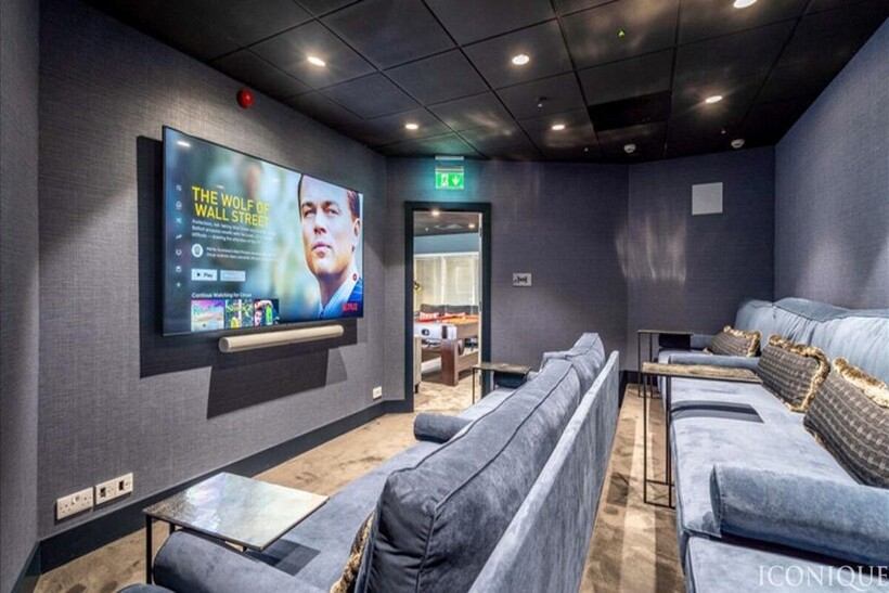 Westferry Circus, London, E14 8 2 bed apartment to rent - £4,225 pcm (£975 pw)