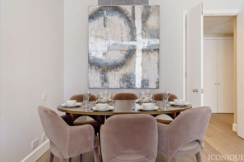 Westferry Circus, London, E14 8 2 bed apartment to rent - £4,160 pcm (£960 pw)