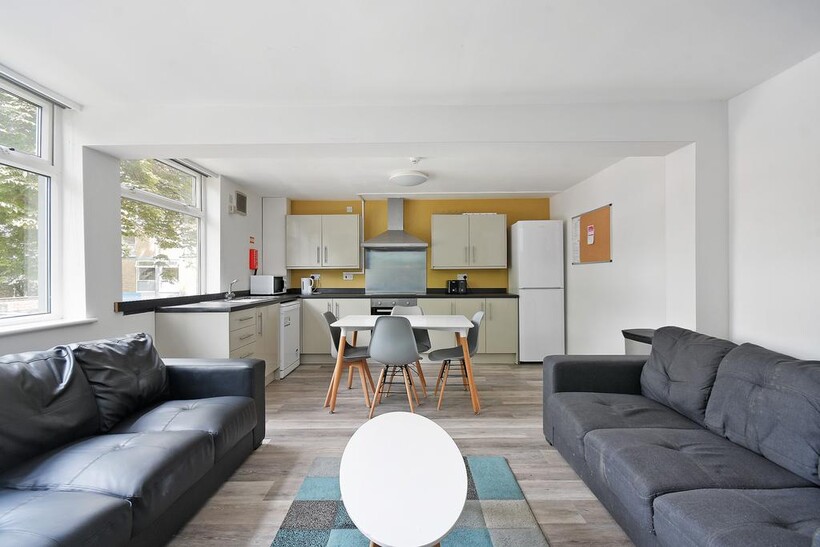 Plot Apartment 9, Broomgrove Four Bed... 4 bed apartment to rent - £420 pcm (£97 pw)