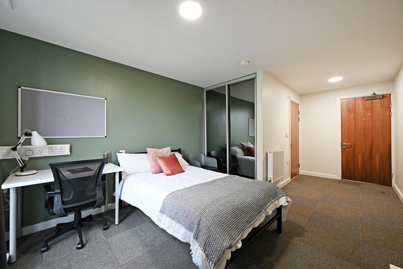 Plot Apartment 114, Gatecrasher Four... 4 bed apartment to rent - £420 pcm (£97 pw)