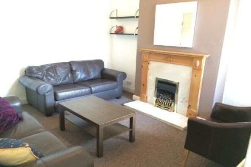 Nottingham NG7 5 bed house to rent - £391 pcm (£90 pw)