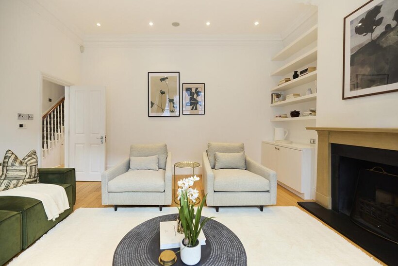 Rudall Crescent, Hampstead, NW3 5 bed semi-detached house to rent - £17,498 pcm (£4,038 pw)
