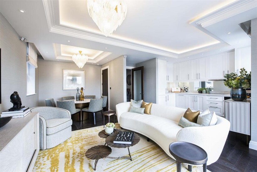 21-22 Prince Of Wales Terrace 2 bed apartment to rent - £15,817 pcm (£3,650 pw)