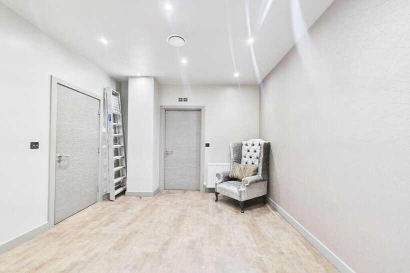 Library Street, Wigan WN1 1NN Retail property (high street) to rent - £400 pcm (£92 pw)