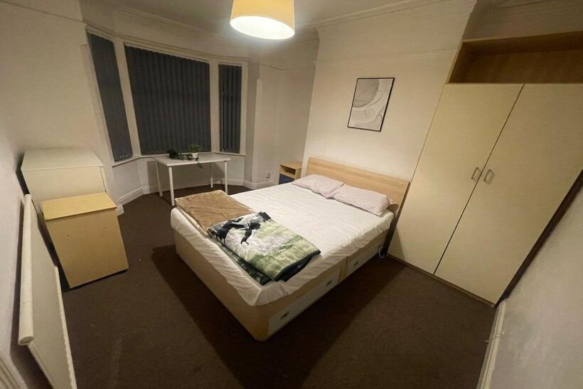 Boughey Road, Stoke-on-Trent ST4 5 bed terraced house to rent - £450 pcm (£104 pw)