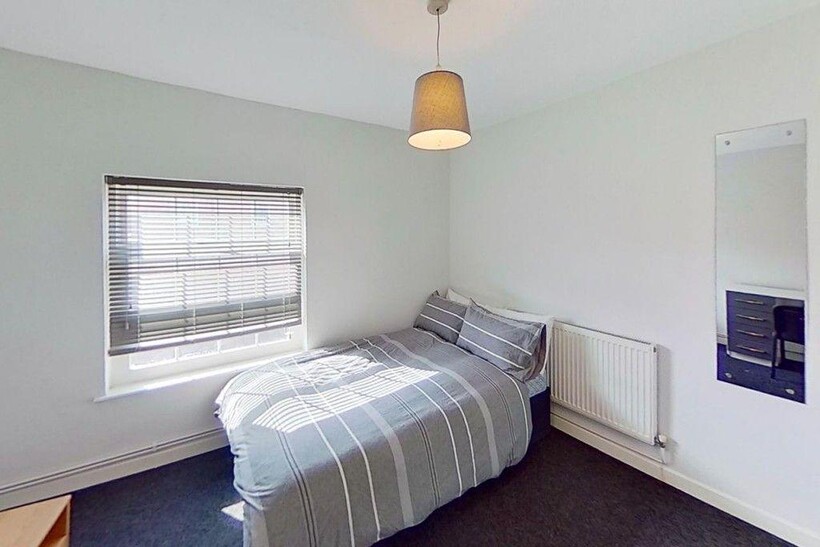 184-188 Mansfield Road, Nottingham... 7 bed townhouse to rent - £4,247 pcm (£980 pw)