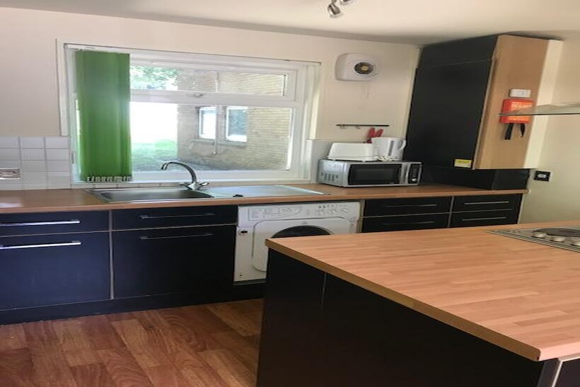 Norfolk Park Road, Sheffield S2 1 bed in a house share to rent - £445 pcm (£103 pw)