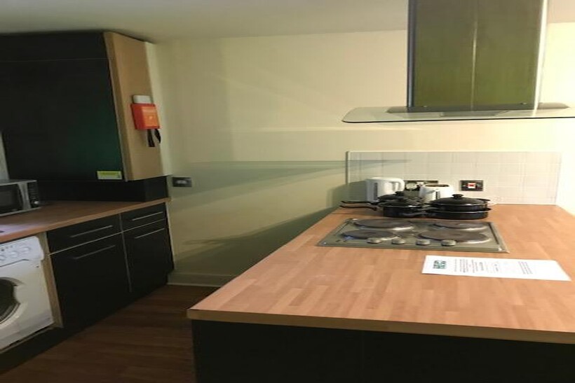 Norfolk Park Road, Sheffield S2 1 bed in a house share to rent - £445 pcm (£103 pw)