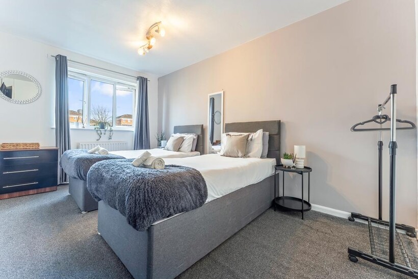 Rudge Walk, Birmingham B18 3 bed apartment to rent - £2,100 pcm (£485 pw)
