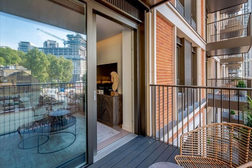 London W2 3 bed flat to rent - £9,035 pcm (£2,085 pw)