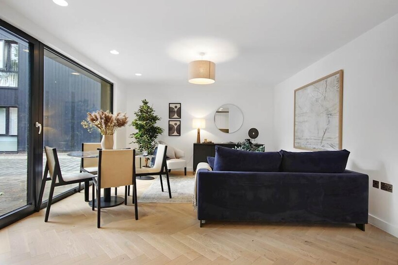 Bell Foundry Close, London CR0 1 bed flat to rent - £1,550 pcm (£358 pw)