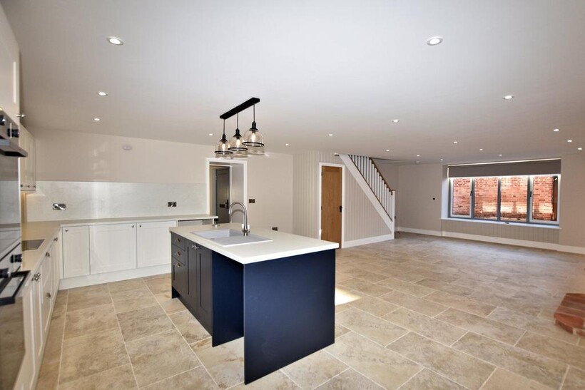 Melton Constable 4 bed property to rent - £1,695 pcm (£391 pw)
