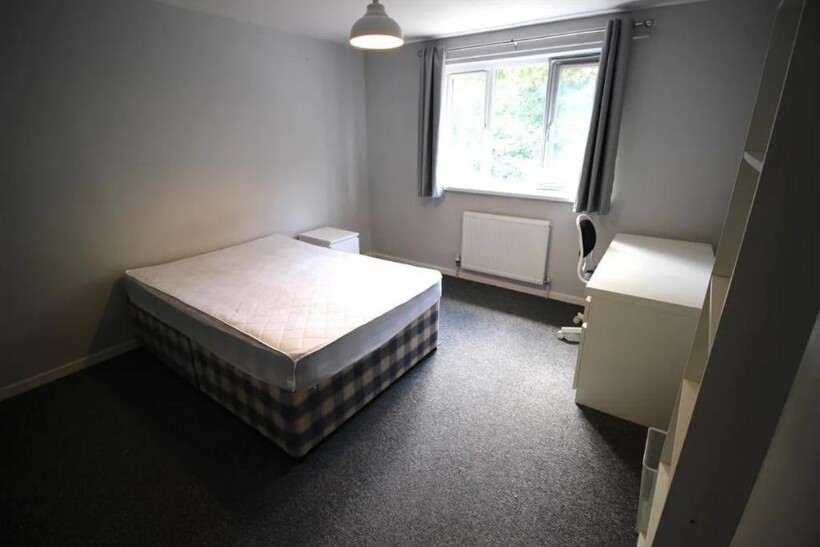 Montpellier Road, Nottingham NG7 3 bed semi-detached house to rent - £1,040 pcm (£240 pw)