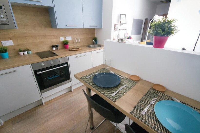 Standard Ensuite, Orbital House, 6... 5 bed apartment to rent - £3,142 pcm (£725 pw)