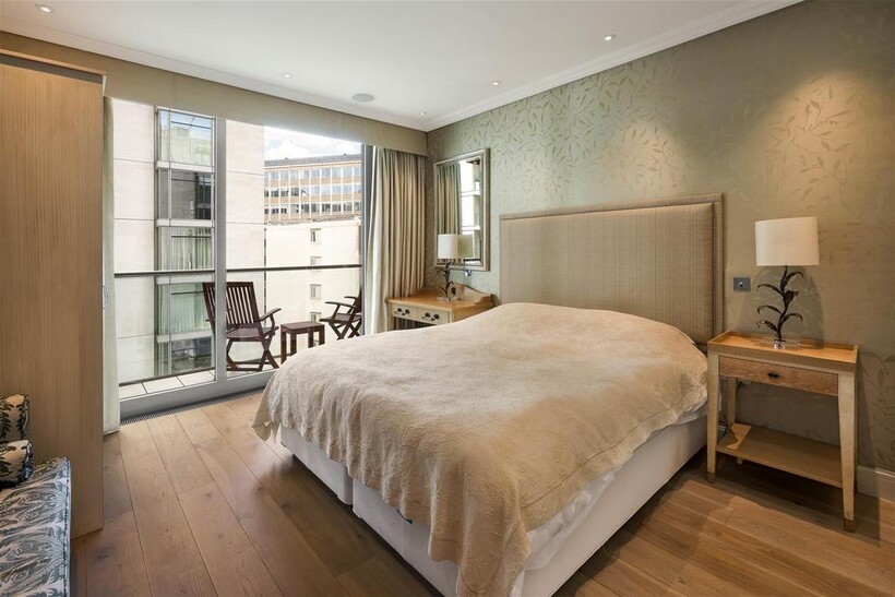 Knightsbridge SW7 1 bed apartment to rent - £10,833 pcm (£2,500 pw)