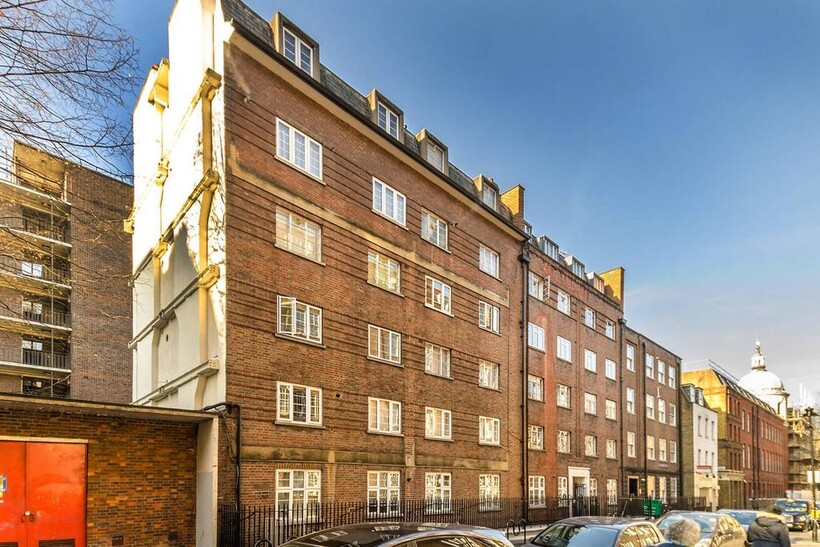 Boswell Street, Bloomsbury, London, WC1N 2 bed flat to rent - £3,445 pcm (£795 pw)