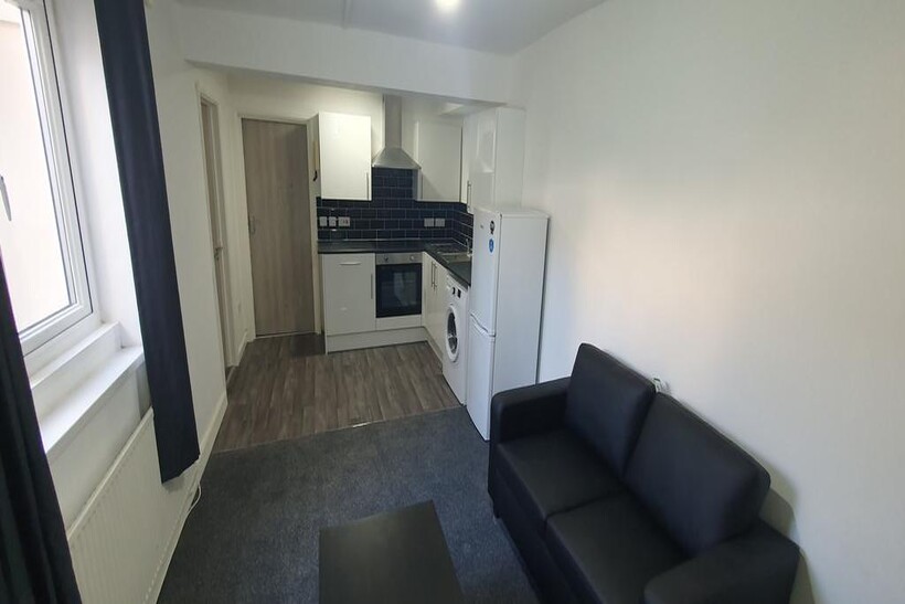 Flat 2, 20 Mundy Place, Cathays 1 bed flat to rent - £945 pcm (£218 pw)