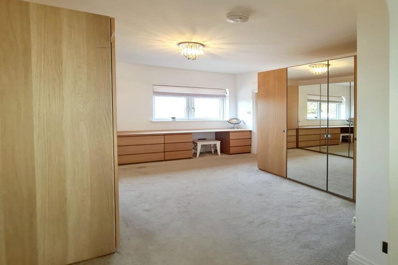 Higham Road, Rushden 8 bed house share to rent - £945 pcm (£218 pw)