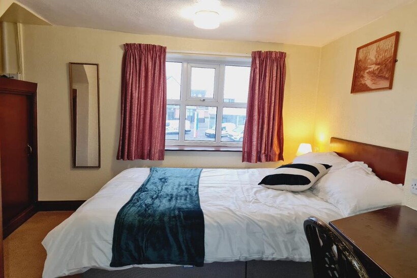 Oak House,  -  Broad Green... 5 bed house share to rent - £675 pcm (£156 pw)