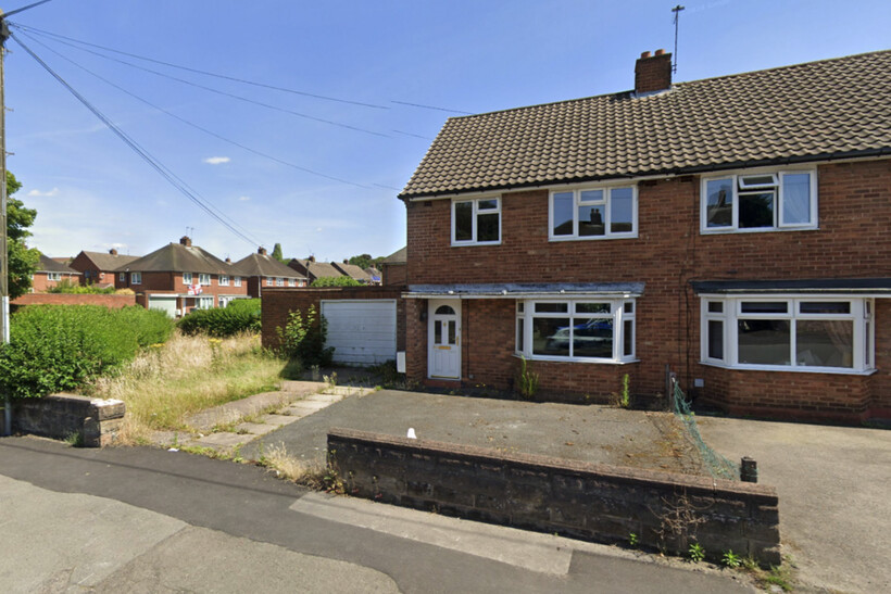 Bridge Street, Bilston, West... 3 bed semi-detached house to rent - £1,075 pcm (£248 pw)