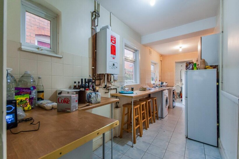 Winnie Road, Birmingham B29 4 bed terraced house to rent - £1,387 pcm (£320 pw)